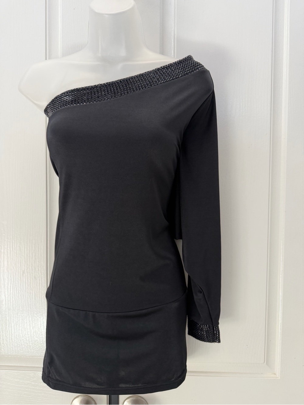 Black One-Shoulder Embellished Neckline Top Sz S